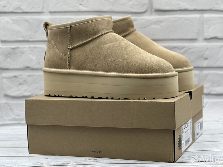 Угги на платформе UGG Classic Ultra Mini Platform