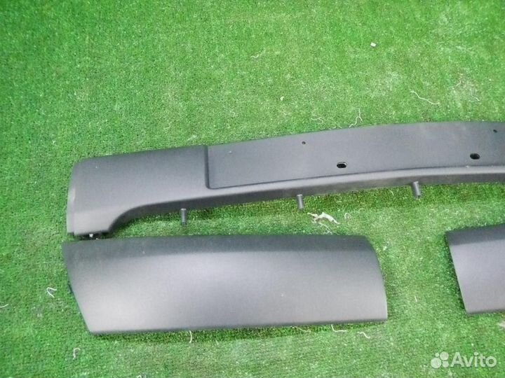 Накладка переднего бампера Комплект Renault Clio 2