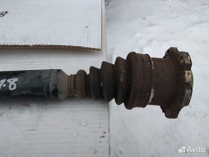 Полуось правая Skoda Octavia tour