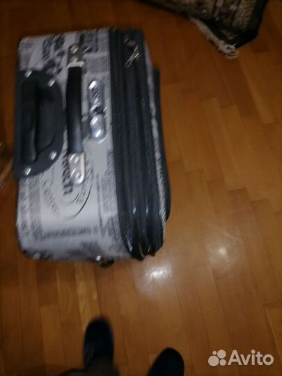Чемодан на колесах бу большой