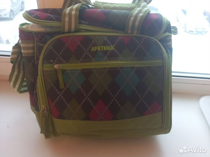 Сумка холодильник с набором для пикника Арктика