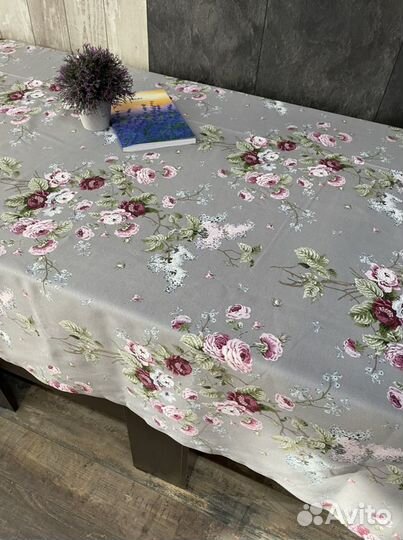 Скатерть влагостойкая