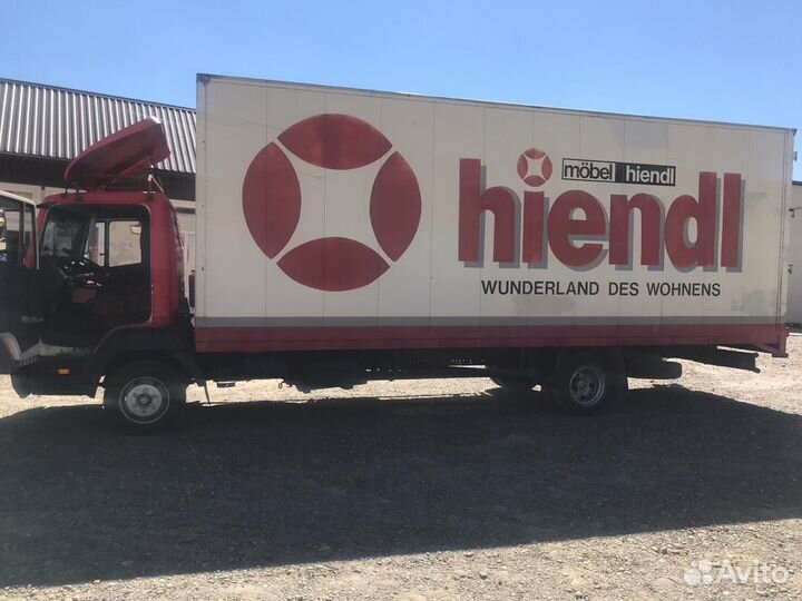 Mercedes-Benz 814, 1993