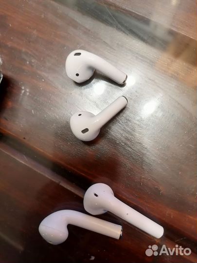 Беспроводные наушники apple airpods
