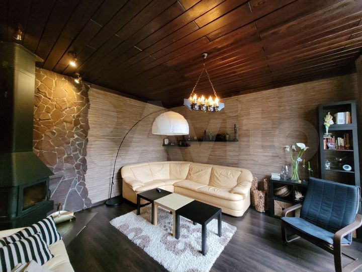 Коттедж 100 м² на участке 10 сот.