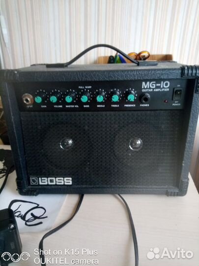 Гитарный комбоусилитель