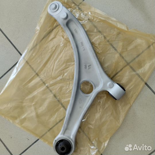 Рычаг передний правый hyundai ай 40
