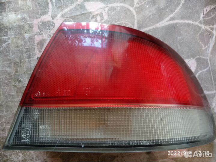 Фонарь задний правый Мазда 626 ge