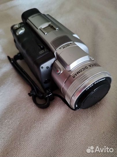 Видеокамера Panasonic NV-GS400