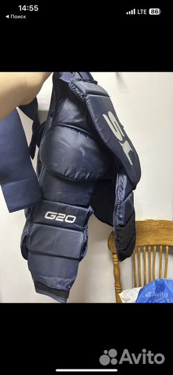 Нагрудник хоккейный для вратаря