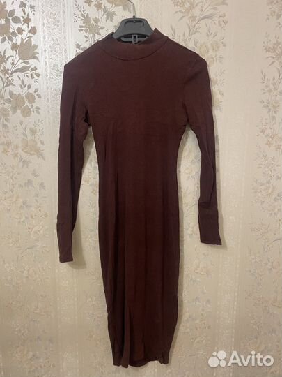 Pull and bear платье