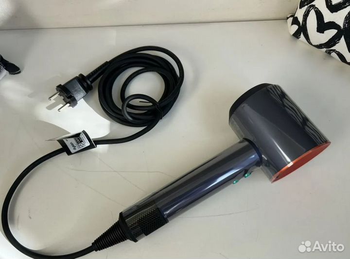 Фен Dyson HD08 с кейсом на гарантии Малайзия