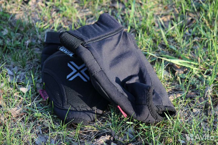 Защита локтей Fuse