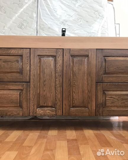 Раковина из массива дерева