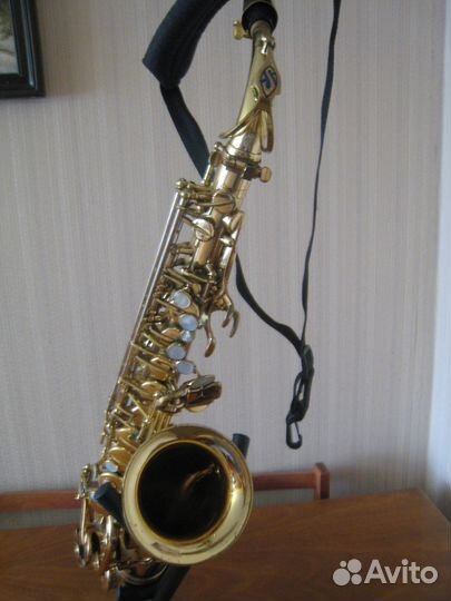 Продаю альт саксофон 