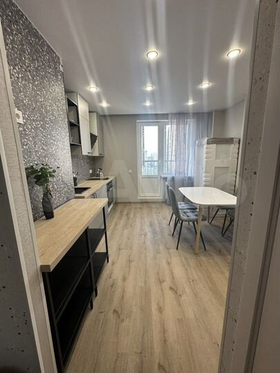 2-к. квартира, 50 м², 12/13 эт.