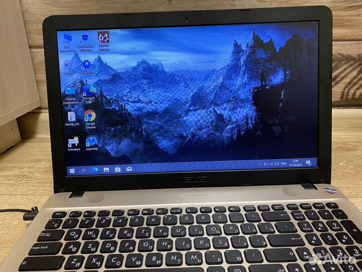 Мощный ноутбук Asus 2 видеокарты/4 ядра