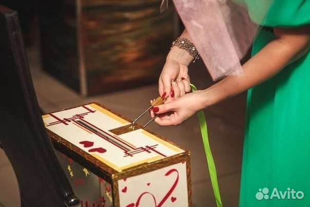 Коробка из оргстекла