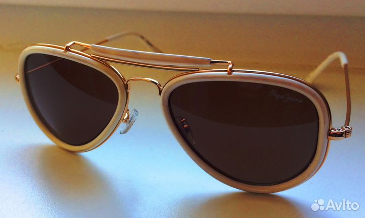 Cолнцезащитные очки Pepe Jeans PJ7105