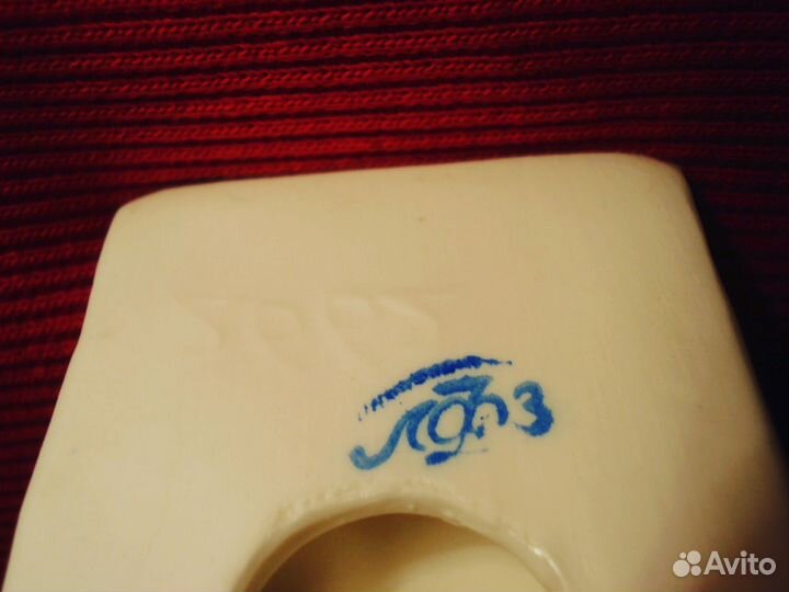 Фигурка Футболист СССР С мячом лфз фарфор