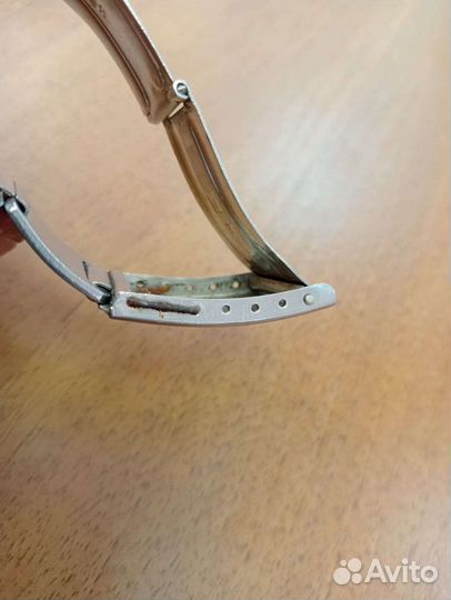 Часы наручные электроника 77а