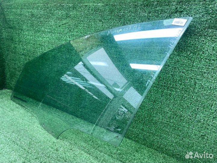 Стекло двери переднее левое Mazda Сх7