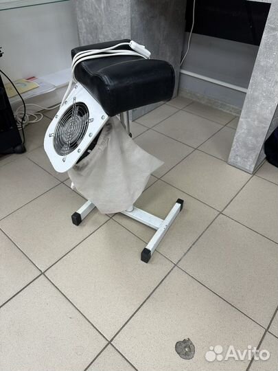 Подставка для педикюра с вытяжкой