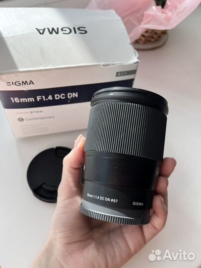 Объектив sigma 16mm F1.4