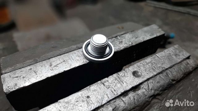 Пробка поддона на Chevrolet, GM