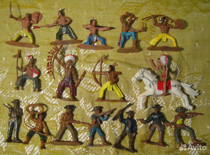 Солдатики, рыцари, индейцы, ковбои, пираты, гномы