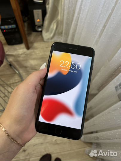 Телефон iPhone 7 plus 128gb