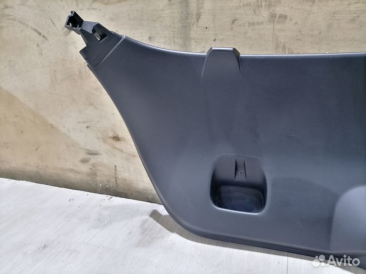 Обшивка крышки багажника Peugeot 308 2007-2015