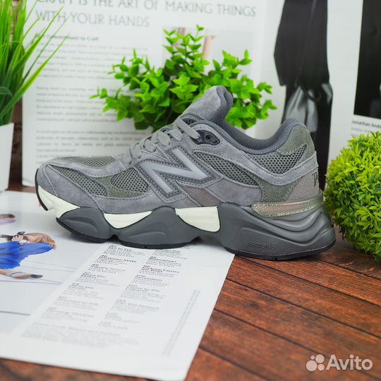 Духовный Кроссовки New balance 9060 серые