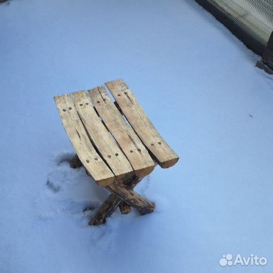 Табурет для дачи