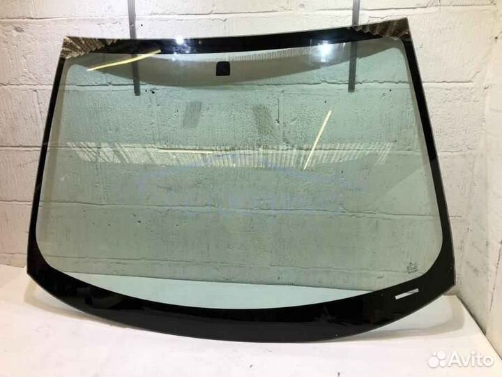 Заднее стекло Ford Fusion