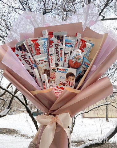 Сладкий букет из киндеров Вкусный букет