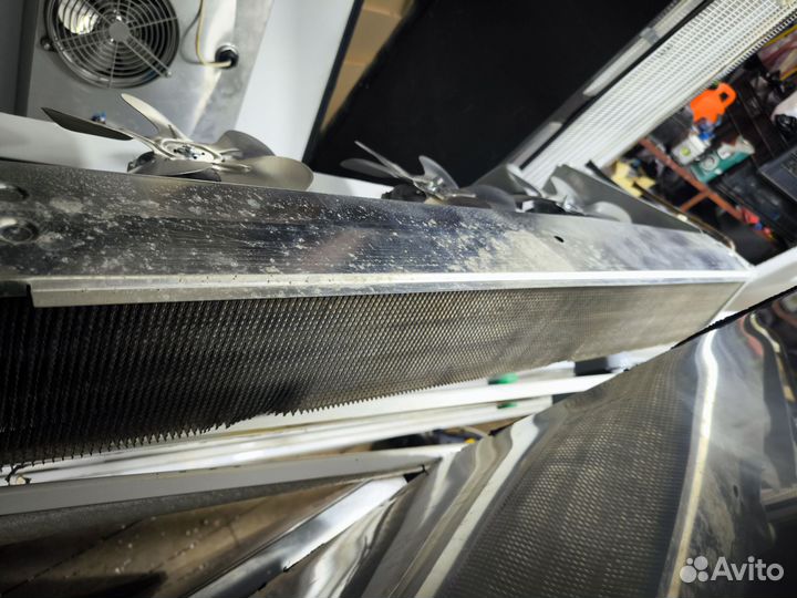 Холодильный агрегат для камеры до 30 кубов. +5 -18