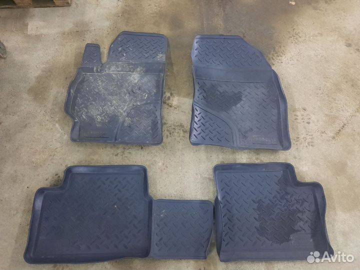 Коврики в салон Toyota Corolla E150