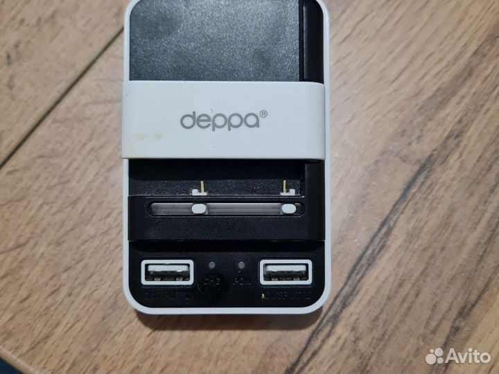 Универсальное зарядное устройство