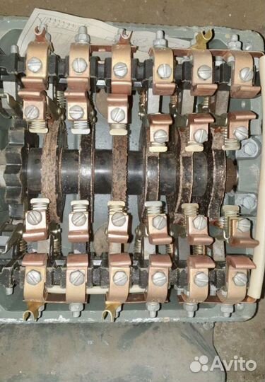 Выключатель