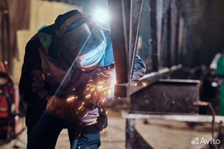 Сварщик сборщик металлоконструкций