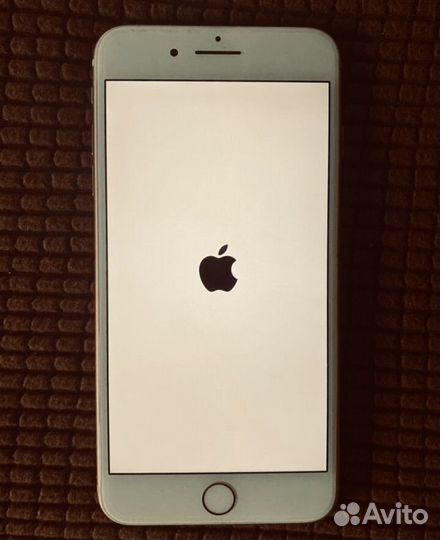 iPhone 8 Plus, 64 ГБ