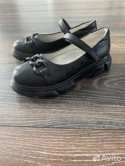 Туфли для девочки 35
