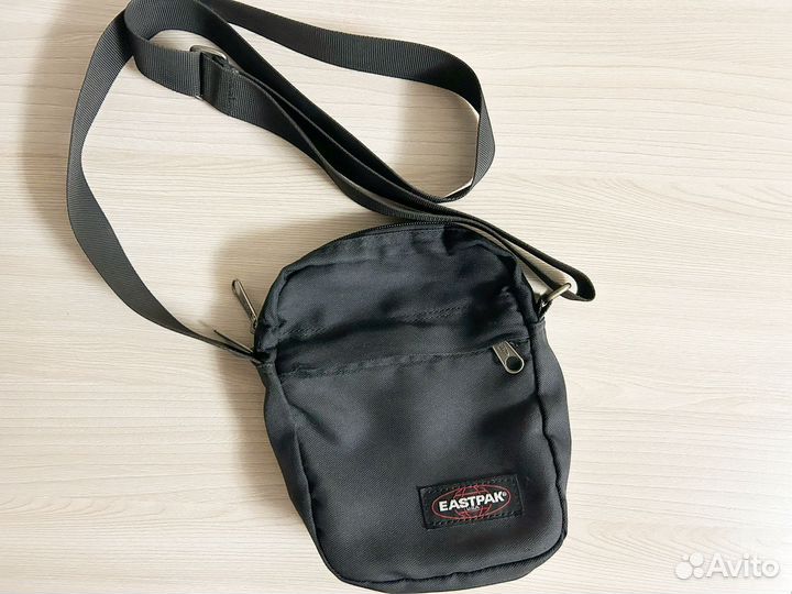Сумка мессенджер eastpak
