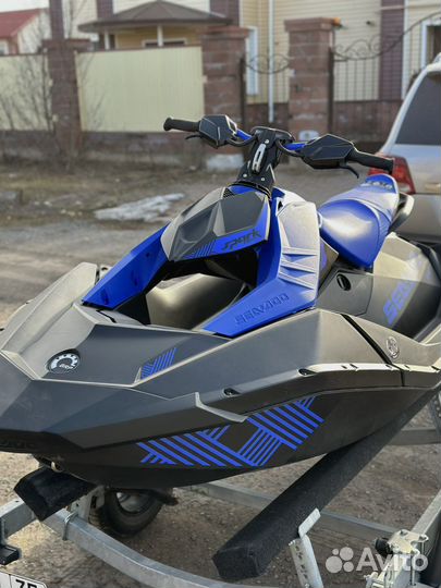 BRP spark trixx 2up