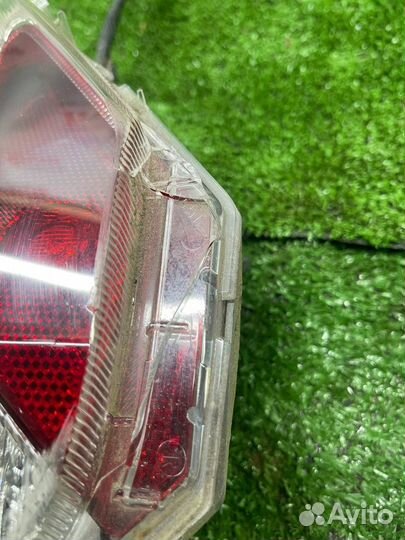 Фонарь задний в бампер L R Rav4 xa40 xa45 2017