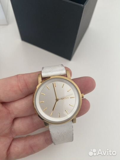 Часы женские skagen и dkny