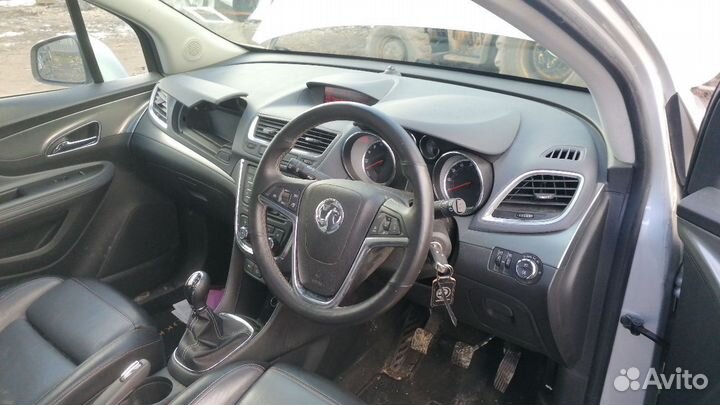 В разборе Opel Mokka