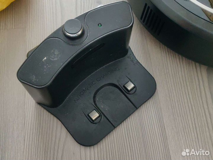 Робот пылесос