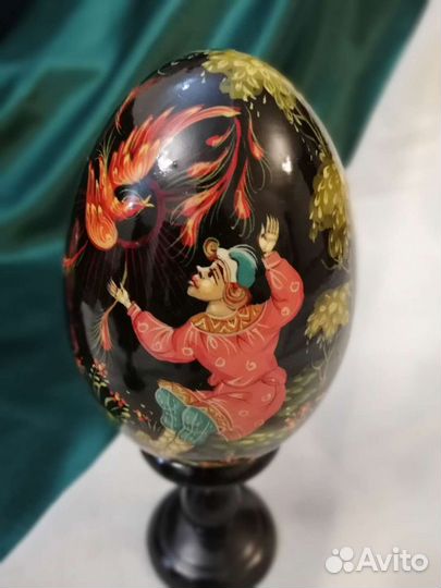 Яйцо из дерева